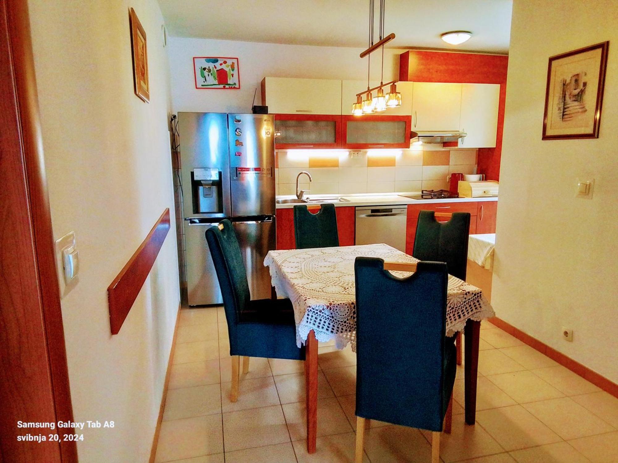 Apartment Vlatka สปลิท ภายนอก รูปภาพ
