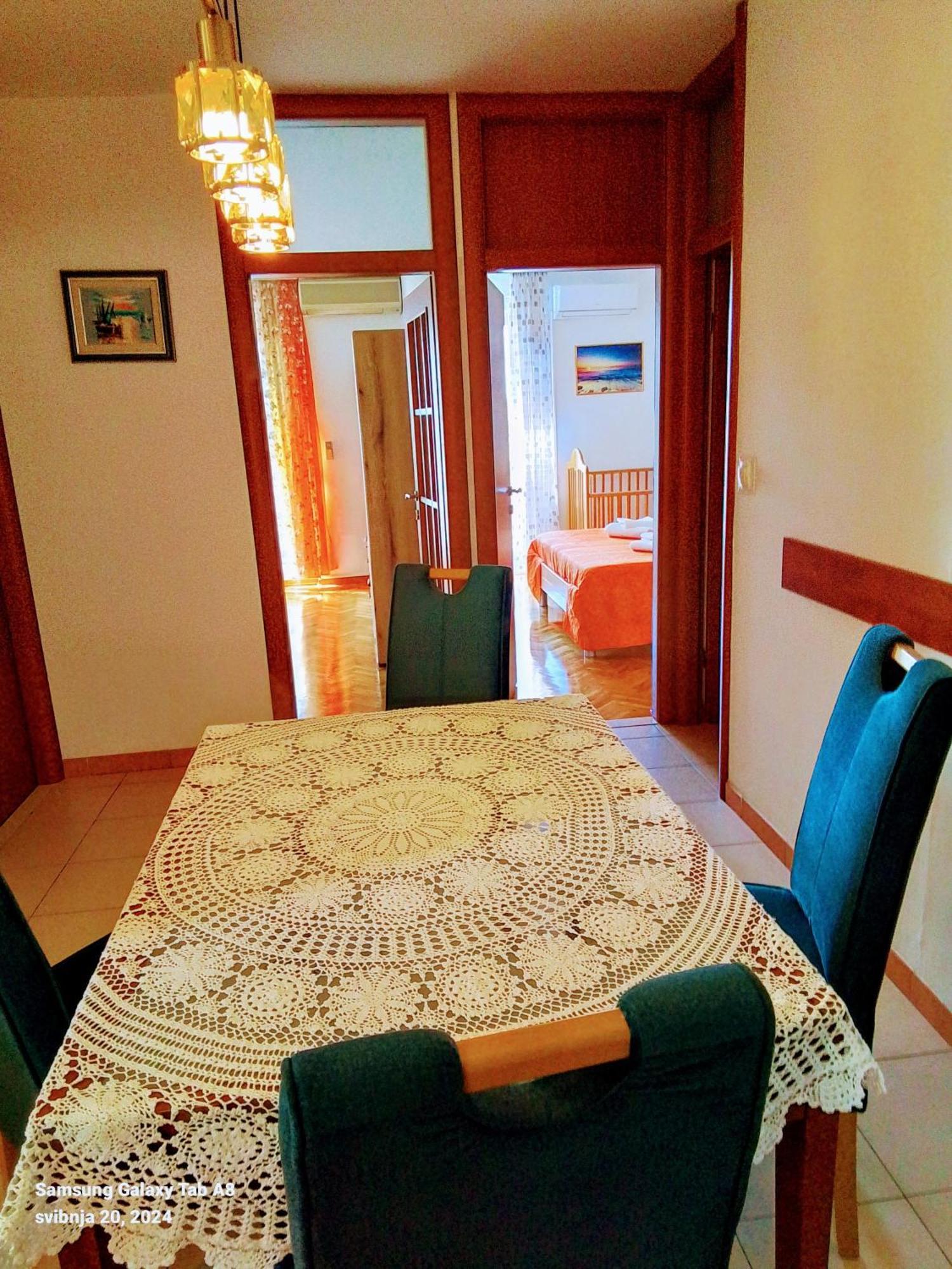 Apartment Vlatka สปลิท ภายนอก รูปภาพ